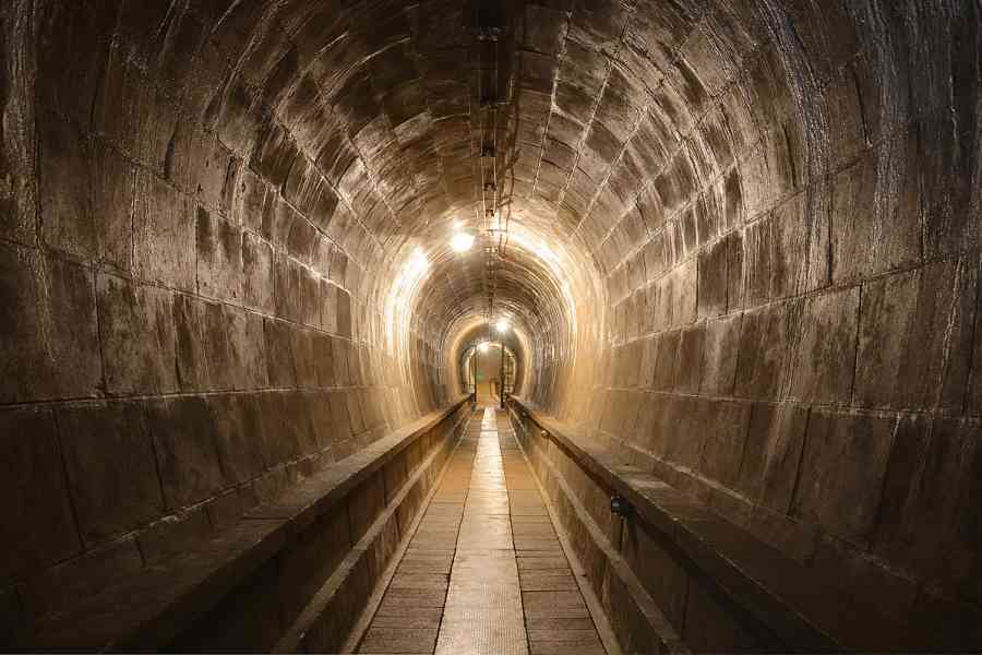 Từ Vựng Bài Đọc Roman Tunnels