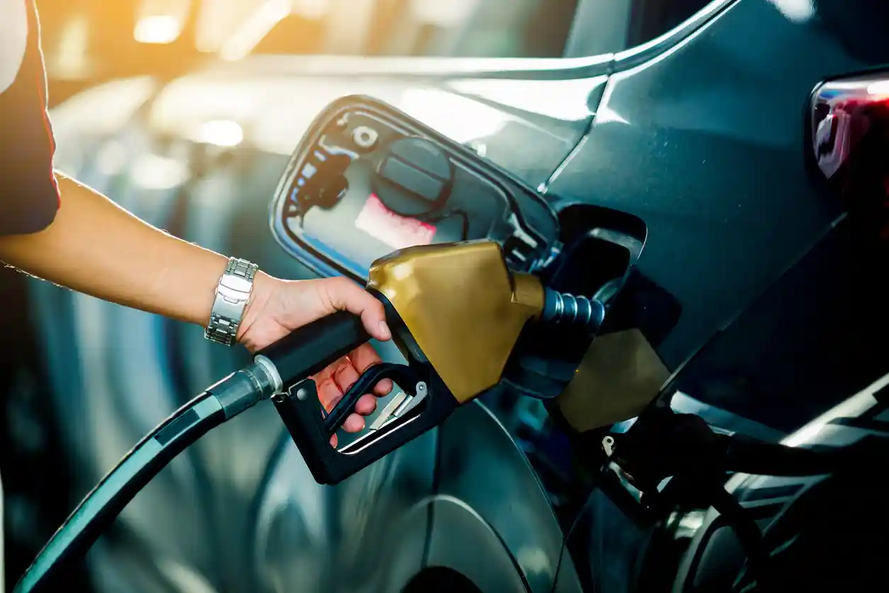 IELTS Writing Task 2 band 8.0 Sample - The best way to solve the world’s environmental problems is to increase the cost of fuel for cars and other vehicles. To what extent do you agree or disagree?