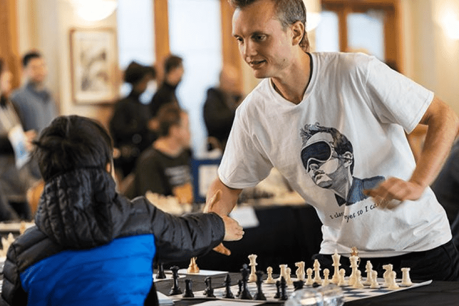 Timur Gareyev - Blindfold Chess Champion IELTS Reading Answers with Explanation
